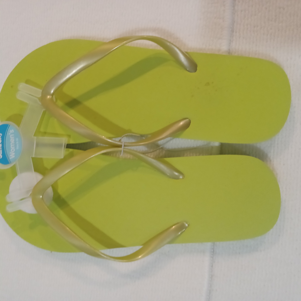 Kids Green Flip Flops